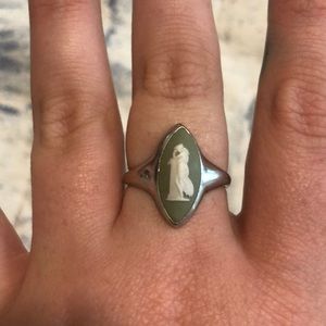 Wedgwood green mourner ring